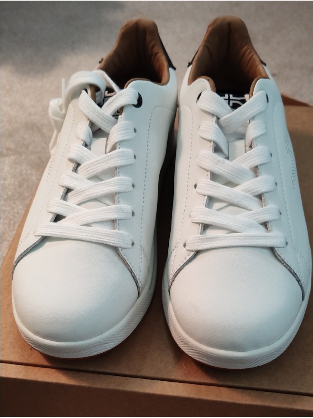 Kuru ROAM White Low-Top Leather Sneakers with Tan Interior